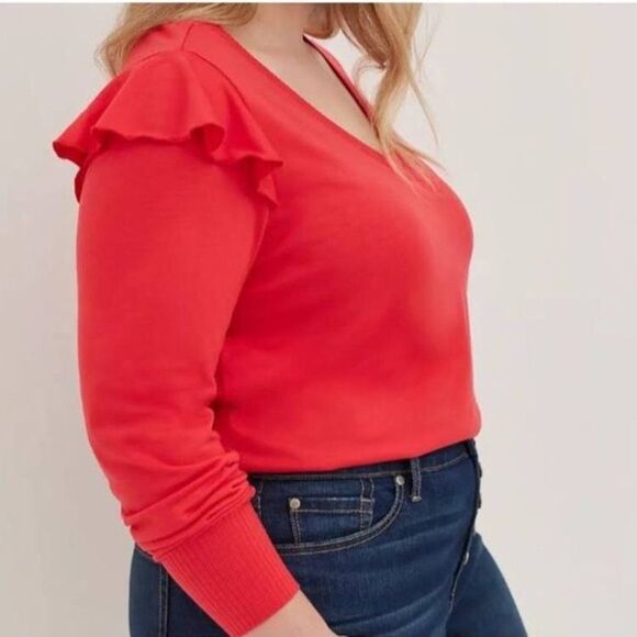 NWT Torrid FRENCH TERRY V-NECK RUFFLE SHOULDER SWEATSHIRT 1x Red NWT - Picture 3 of 10